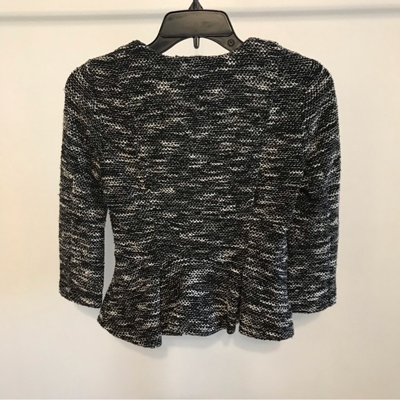 H&M zipper peplum blazer - Picture 3 of 4